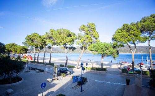 Marina di Campo Apartment | Vistamare Suite & Room