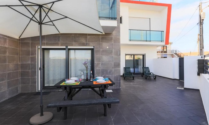 Baleal Apartment | Vitamin Sea, The Terrace Apartment