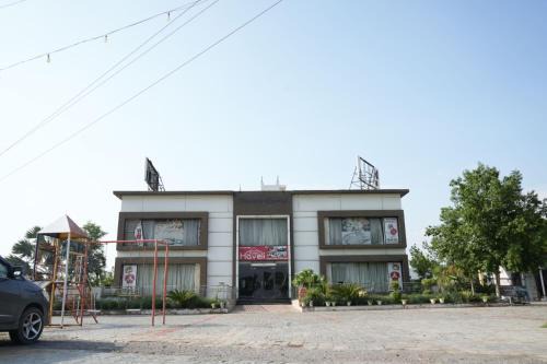 Bawani Khera Hotel | Vivaan Haveli