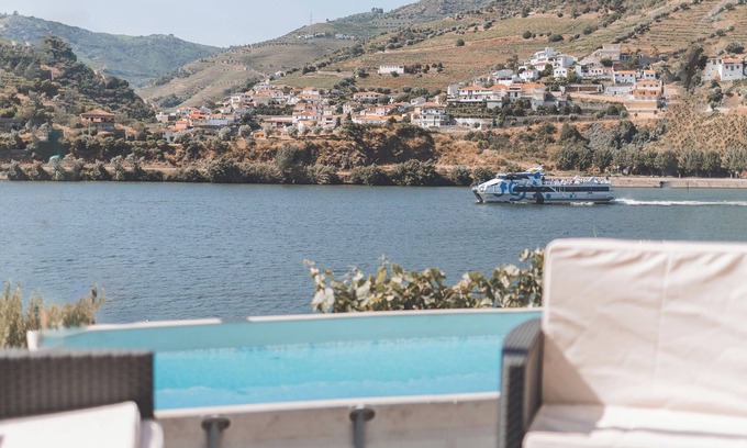 Armamar Villa | Vivenda à Beira Rio