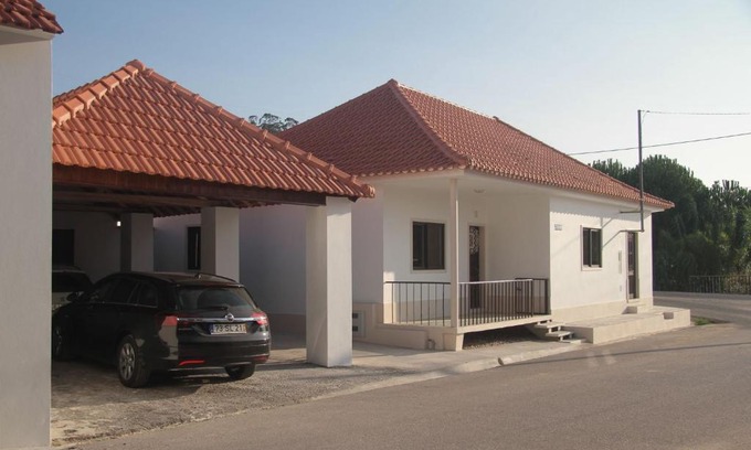 Porto de Mos House | Vivenda Maria da Nazaré