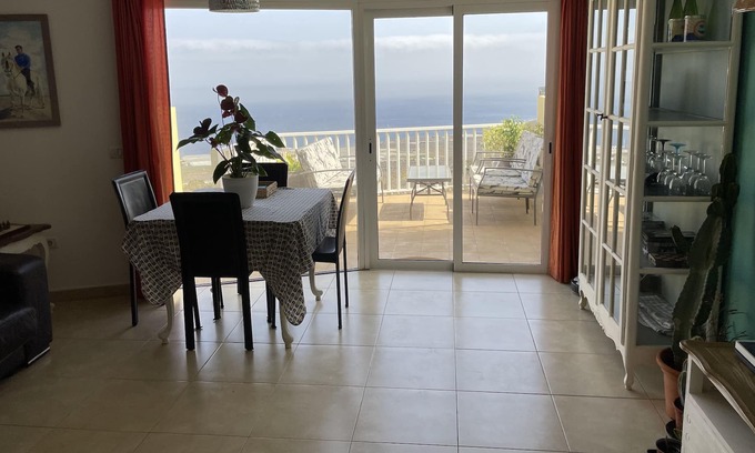 Tigaday Ski Chalet | Vivienda Vacacional Los Roques. Increíbles vistas al mar y a la montaña.