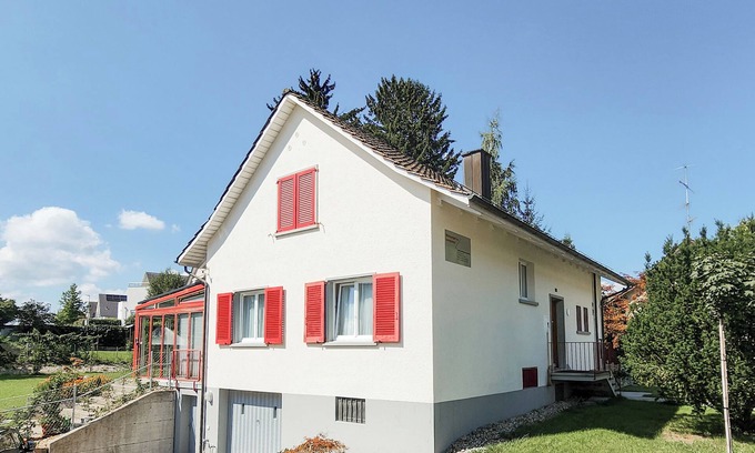 Bassersdorf Villa | VK - VBD - Zurich Airport - Homestay - Villa Bassersdorf