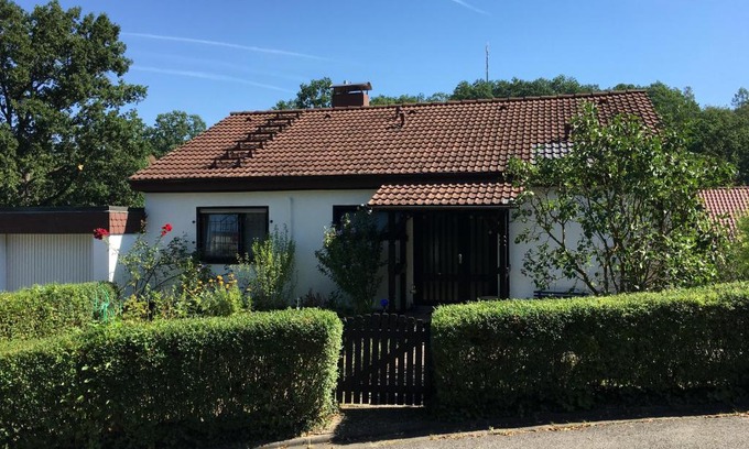 Viereth Apartment | Vor den Toren Bambergs - Einfamilienhaus mit Garten!