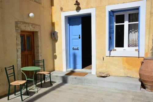 Vori House | Vori`s blue door country house