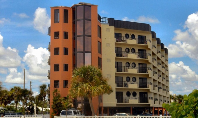 Treasure Island Condo | Voyager Beach Club