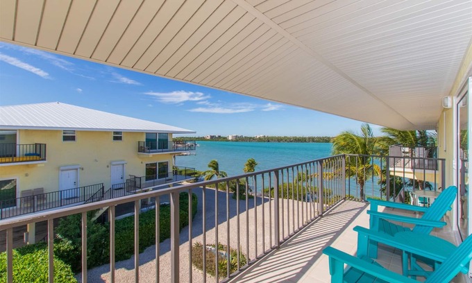 Marathon Condo | VR83 Gulf Point Condo: 2 Bed, 2.5 Bath, community dockage + pool