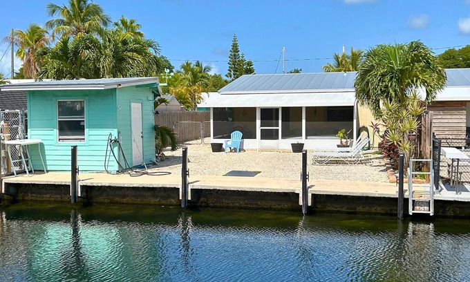 Marathon House | VR85 Sea La Vie | 2 Bed, 1 Bath