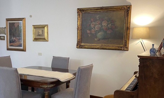 Trezzano sul Naviglio Bed & Breakfast | Vrbo Property