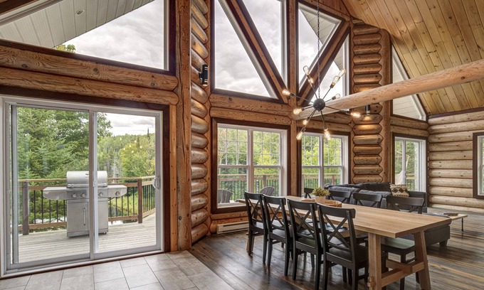 Mandeville Ski Chalet | Vrbo Property
