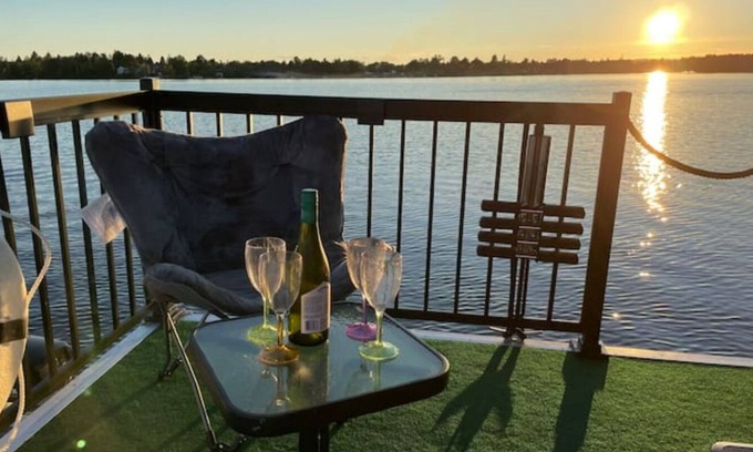Mauricie Boat Rental | Vrbo Property