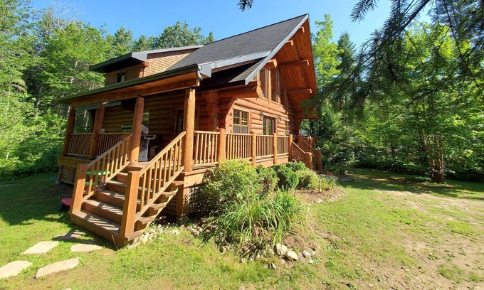 Saint Donat Cabin | Vrbo Property