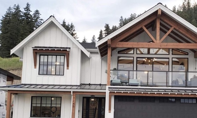 Foothills House | Vrbo Property