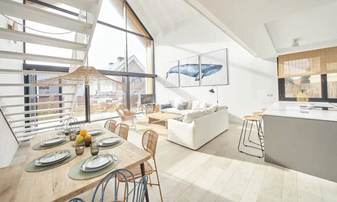 Somo House | Vrbo Property