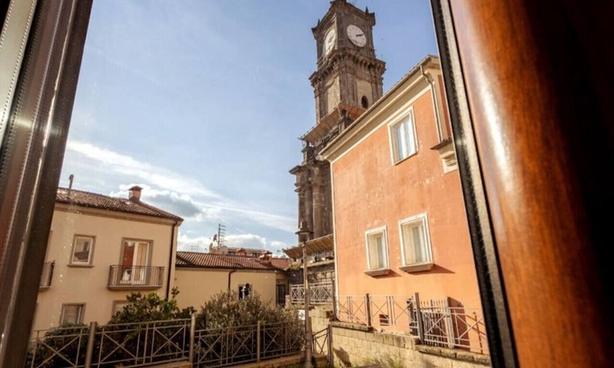 Avellino Condo | Vrbo Property
