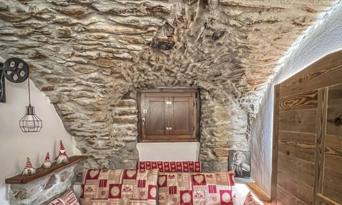 Excenex Apartment | Vrbo Property
