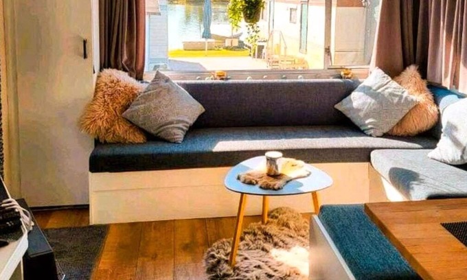 Kessel House | Vrbo Property