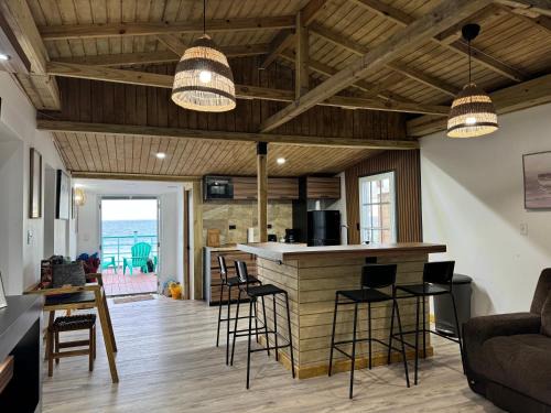 Arecibo Pueblo House | VSS Beach House - A Beachfront Paradise in Arecibo