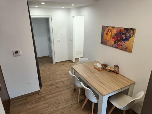 Is Mirrionis House | VSuites