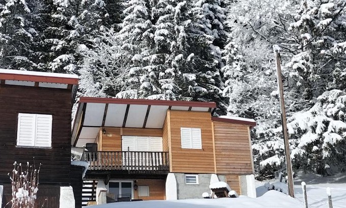 Bois-d'Amont Ski Chalet | Vue imprenable , lac des Rousses 2 km