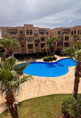 Soualem Trifiya Apartment | Vue piscine et accès rapide à la plage