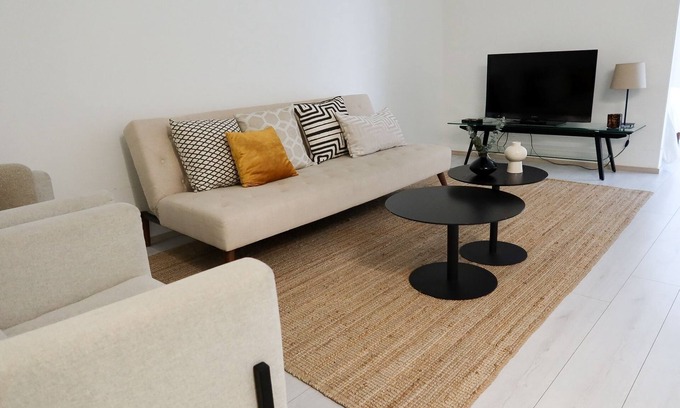 Oulu Apartment | VuokraFlex Grand Residence in the City Center