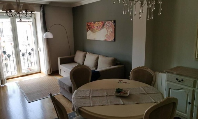 Burgos Apartment | VUT - Cathedral Viewpoint