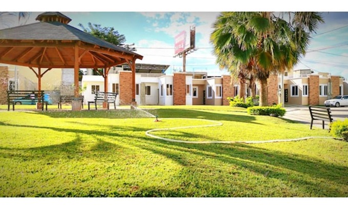 Chiquimula House | VVA7 - Entire Residence with 3 Rooms