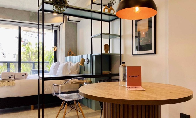 Barrios Unidos Apartment | w* | Astounding Loft in Polo