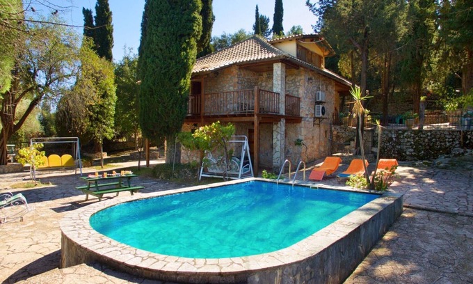 Mazarakata Villa | (w) Kefalonian Kastro Pool Villa