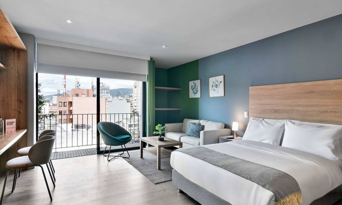 Zona Rosa Apartment | w* | Radiant Loft w/Balcony in El Nogal