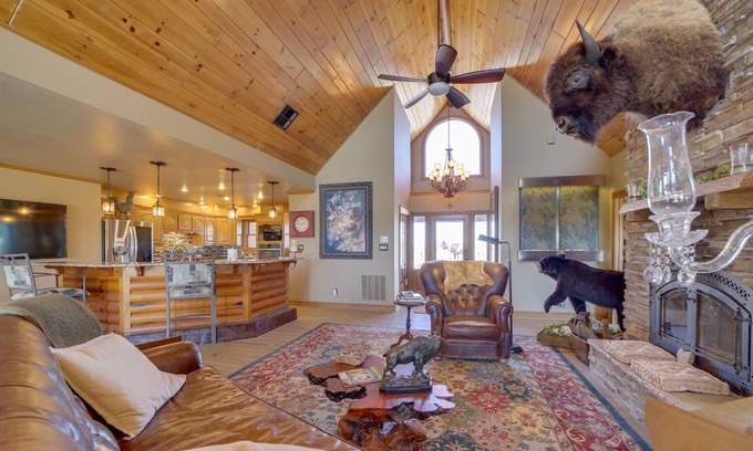 Wagoner Cabin | Wagoner Vacation Rental on 20 Acres w/ Horse Ranch