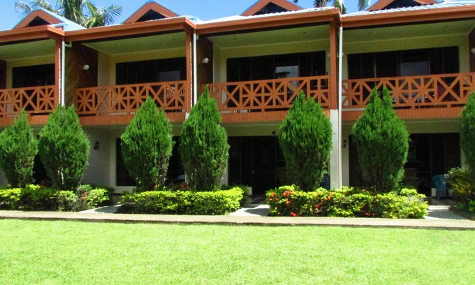 Wailoloa Hotel | Wailoaloa Beach Resort Fiji