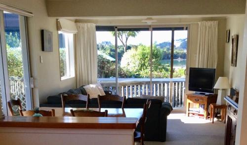 Raglan Apartment | Waimarie