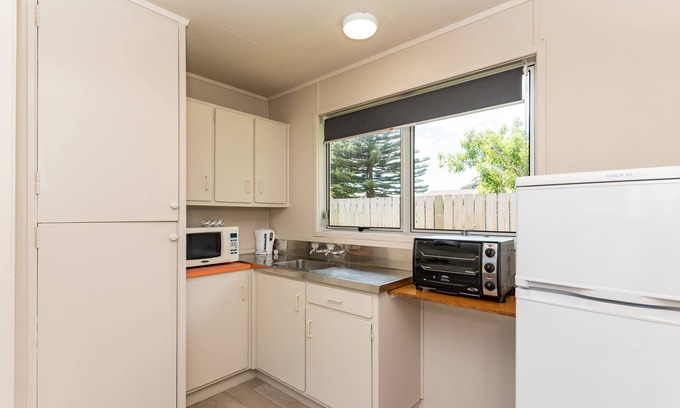 Paihia Cabin | Waitangi Beach Units