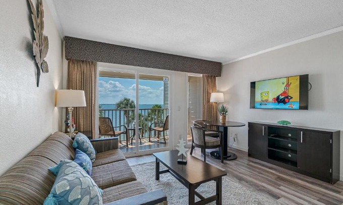 Rocky Point House | Wake up to Ocean Views from your private balcony
