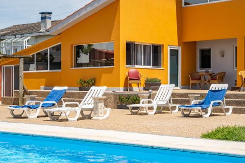 Angeiras Apartment | Wake up with the Sea Breeze- House with pool AP3