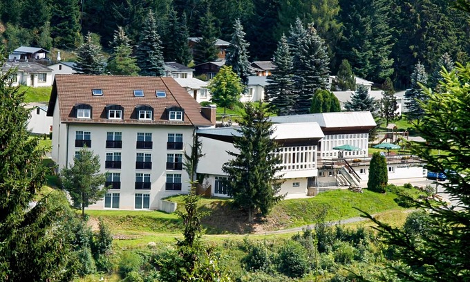 Lichtetal am Rennsteig Hotel | Waldhotel Feldbachtal