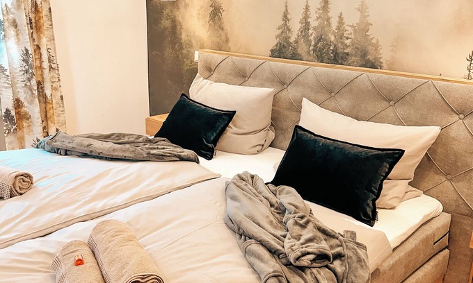 Kotzting Apartment | Waldklang Suite, incl. whirlpool and wellness area, sauna