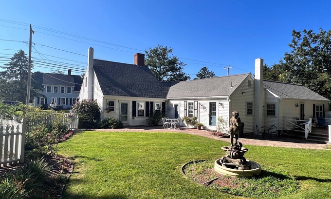Yarmouth Port House | Walk to Beach and Dennis Village Center
