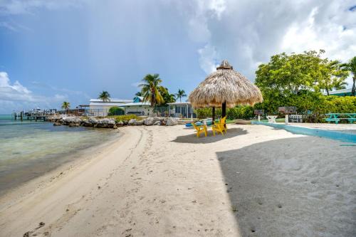 Layton House | Walk to Beach Florida Keys Gem with Ocean Views