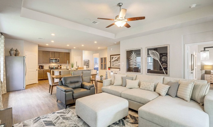 College Station House | Walk to Brazos County Expo: Elegant Home w/Grill!