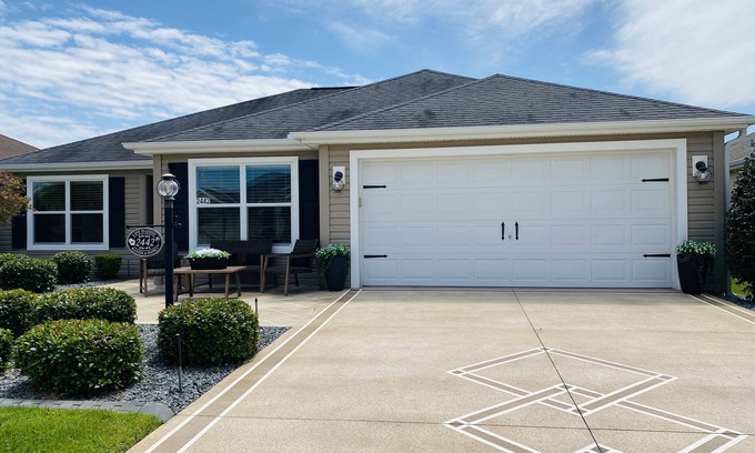 Village of Collier House | Walk To Brownwood Paddock Square, Restaurants & Nightly Entertainment