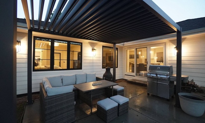 Fulton House | Walk to everything! Modern, executive home just steps away from 50th and France.