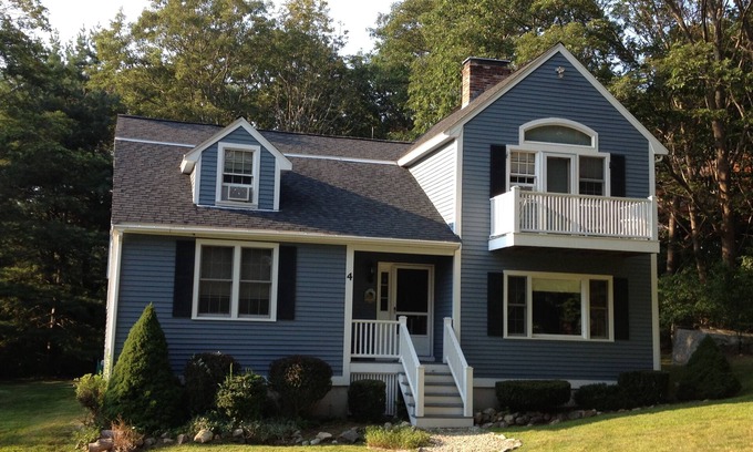 Gloucester House | Walk to Good Harbor Beach. 3BR home, NEW Kitchen