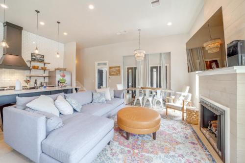 Eufaula House | Walk to Lake Home with Community Perks in Canadian!