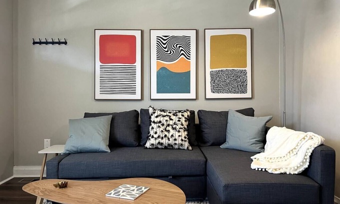 West Columbus House | Walk to Mount Carmel | Pet Friendly