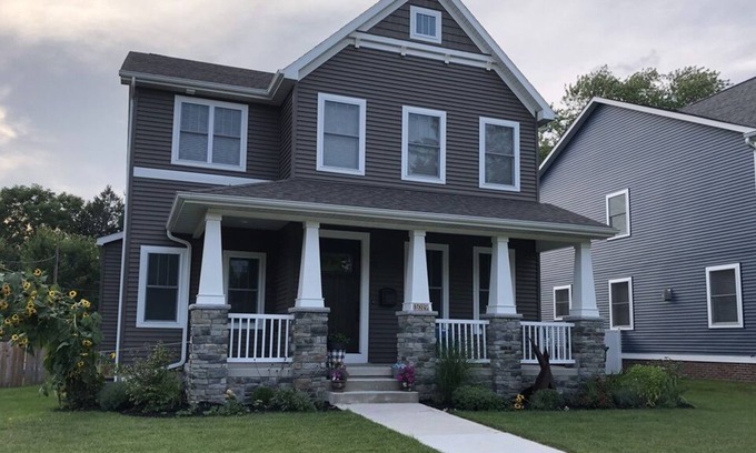 Harters Heights House | Walk to Notre Dame from this New Construction