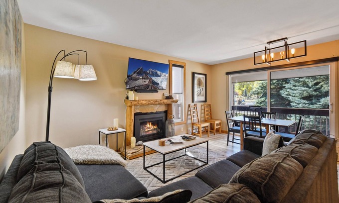 South Snyderville Basin Condo | Walk to Ski — 2BR/2BA Canyons/Park City Condo