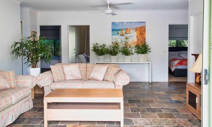 Jan Juc House | Walk to Town and Jan Juc Beach from The Garden Oasis